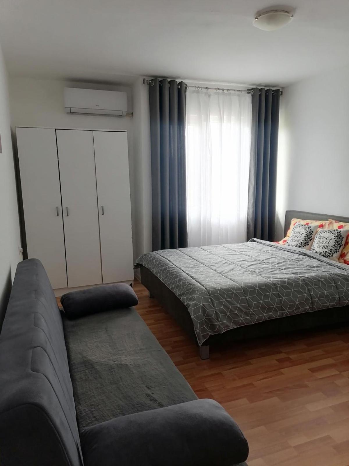Apartman Berane Buitenkant foto